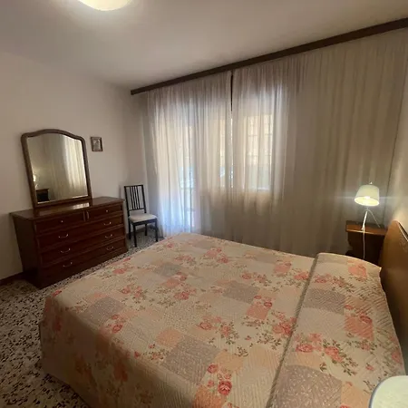 Apartment Falconera 3 Bedrooms - Agenzia Cocal *